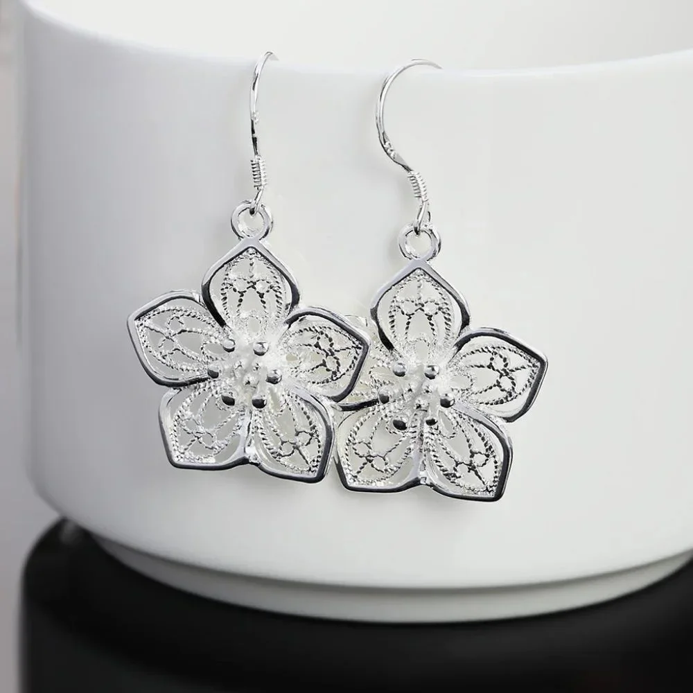 Gorgeous 3D Flower .925 Sterling Silver Hanging Earrings " Hypoallergenic " - Picture 3 of 8